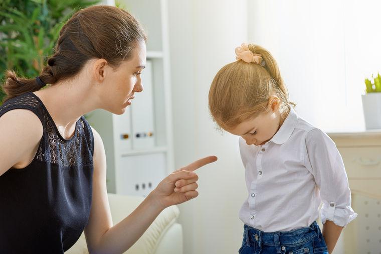 Batinom narušavate odnos s djetetom