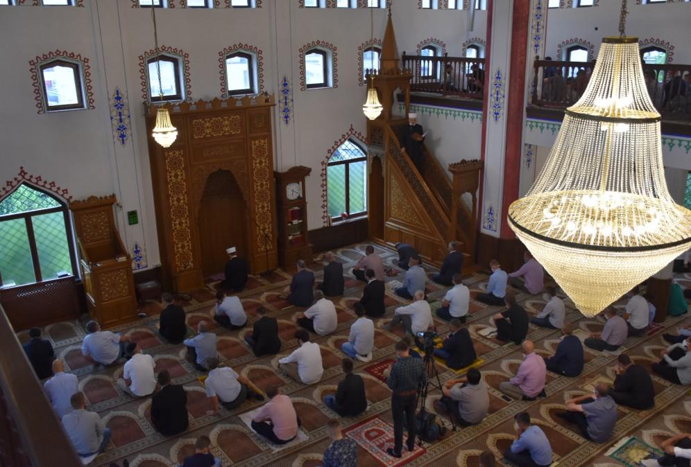 Bajram-namaz klanjao se u svim džamijama i mesdžidima na području Muftijstva goraždanskog - Avaz