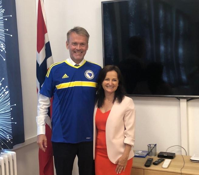 Norveški ambasador u dresu "Zmajeva": Radujem se upoznavanju ove prekrasne zemlje