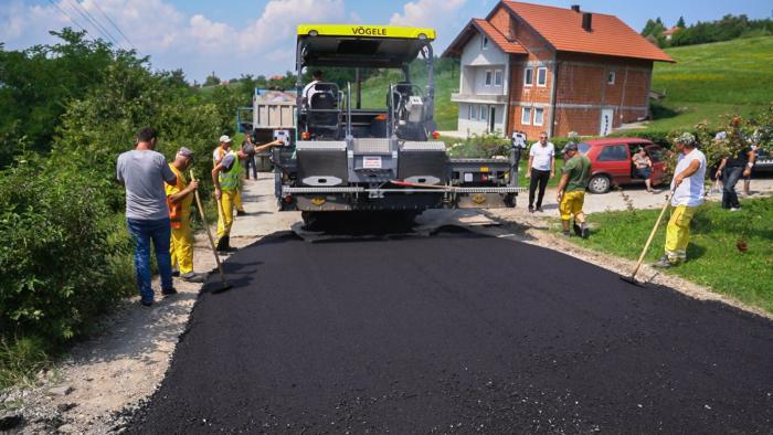 Planirano asfaltiranje tri kilometra puta - Avaz