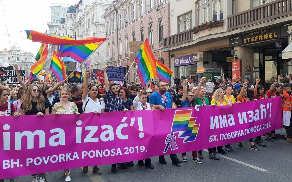 Održan LGBT skup: Jake policijske snage obezbjeđivale svega nekoliko aktivista