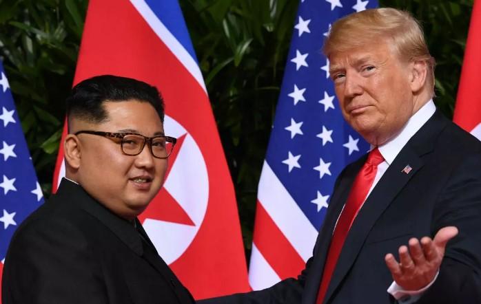 Kim Jong-un i Donald Tramp - Avaz