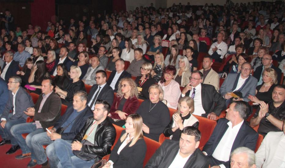 Zatvoren Tuzla Film Festival - Avaz