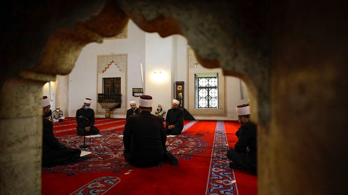 U Gazi Husrev-begovoj džamiji u Sarajevu održana je centralna mevludska svečanost - Avaz