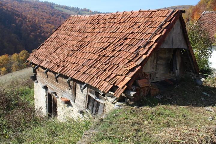 U kući više nije sigurno živjeti - Avaz