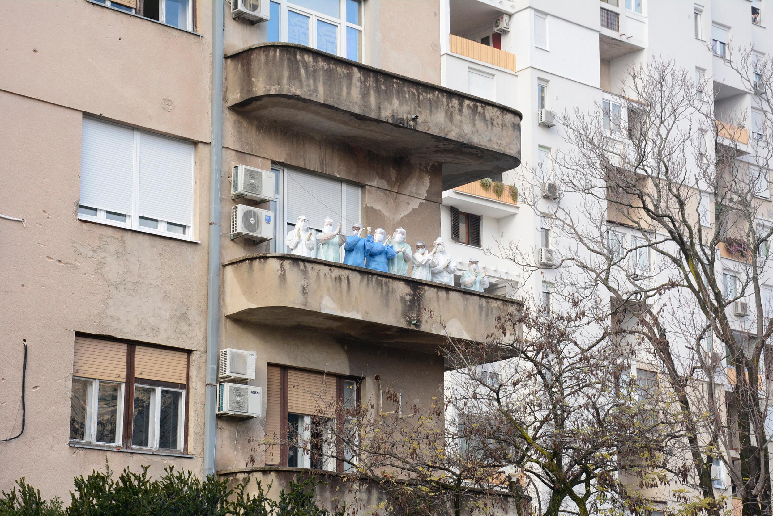 Podrška kolegama iz Covid bolnice - Avaz