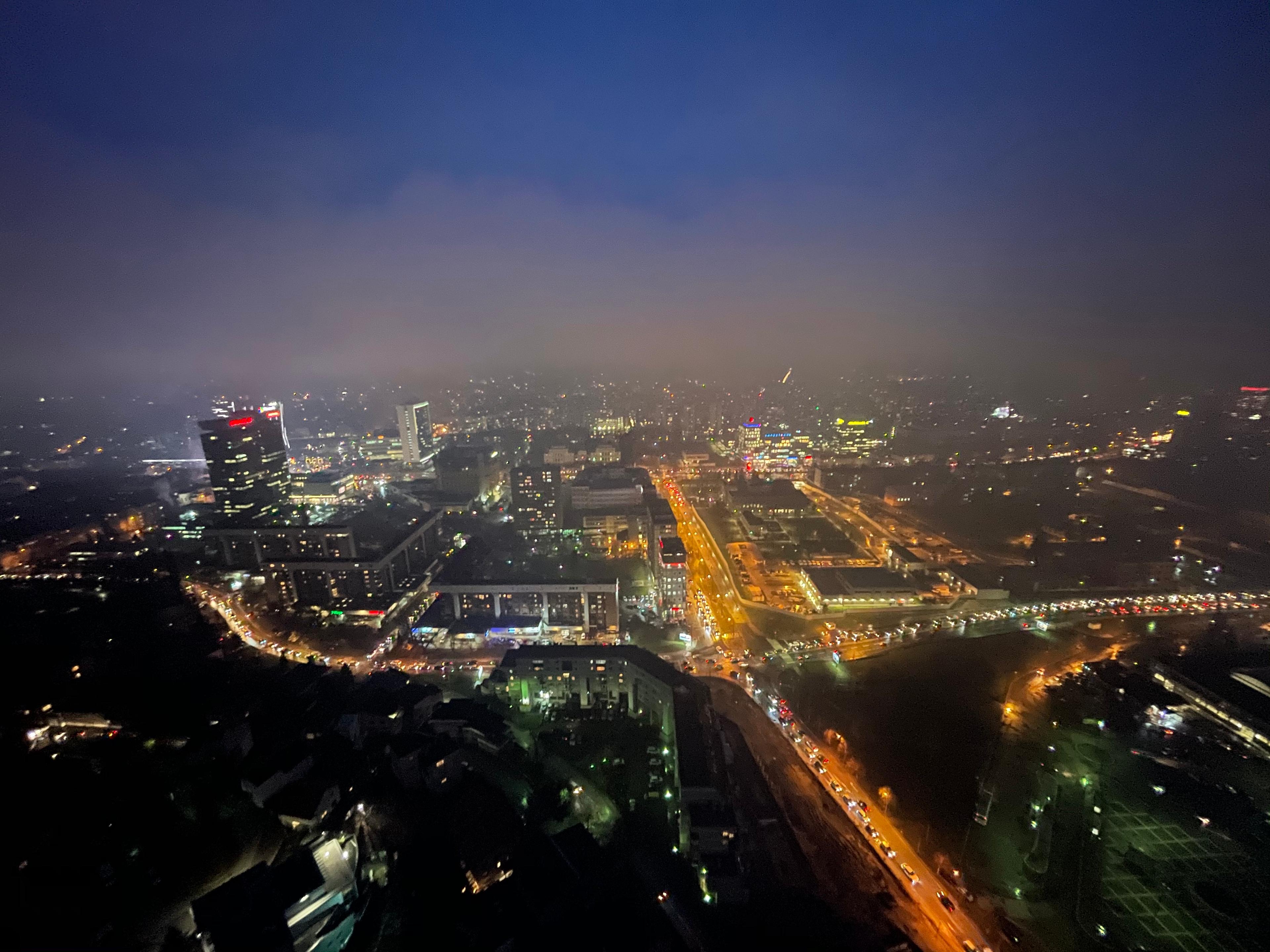 Kilometarske gužve u Sarajevu pred novogodišnje praznike