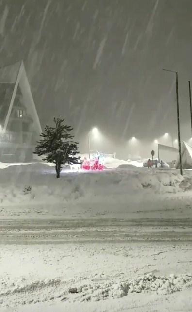 Bjelašnica večeras vrvi posjetiocima