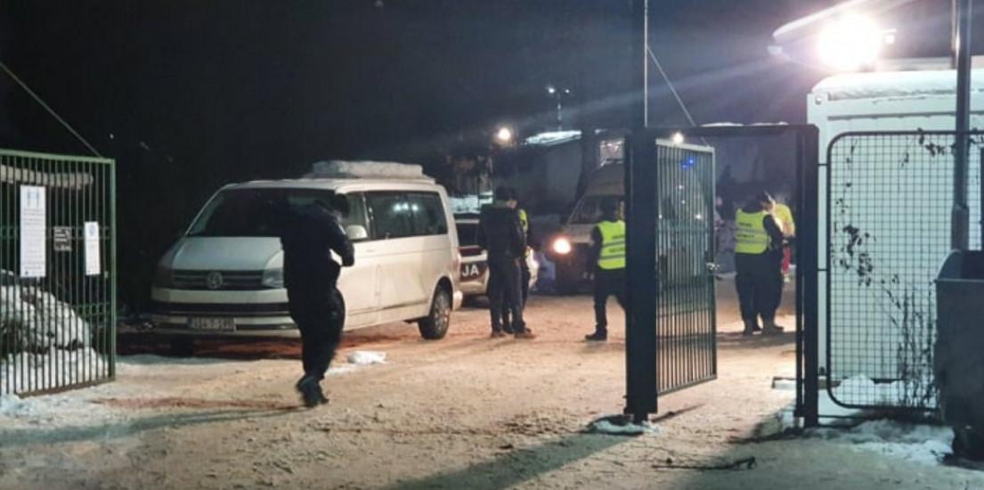 Portparol MUP-a KS za "Avaz": U neredima učestvovalo 2.000 migranata, povrijeđena dva policajca i uposlenik IOM-a