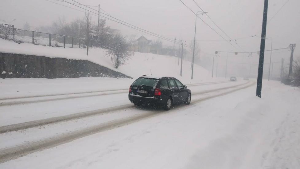 Snijeg u Livnu, Kupresu i Mrkonjić-Gradu - Avaz