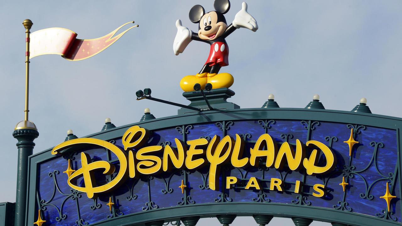 Disneyland Paris postpones re-opening again