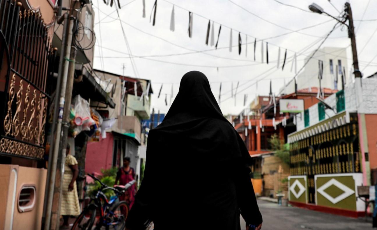 Sri Lanka to ban burqa, shut many Islamic schools, minister says