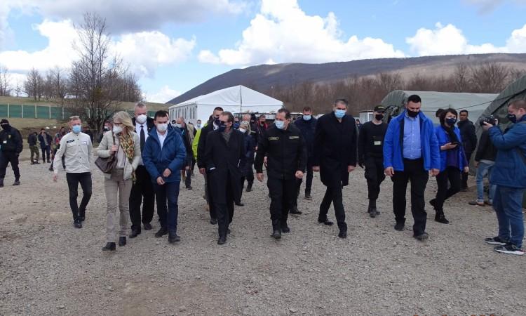 During his visit to reception centres Borići and Lipa, Ambrosi witnessed the progress made in improving the conditions in which migrants, asylum seekers and refugees are housed - Avaz