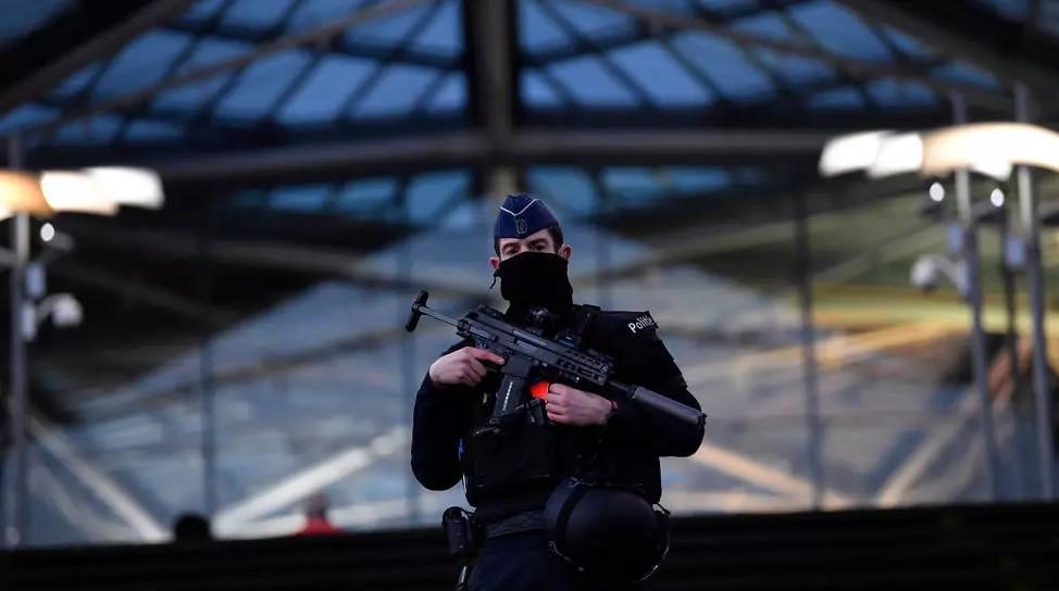 Heavy security at the Antwerp court during February's trial for Iranian diplomat Assadollah Assadi - Avaz