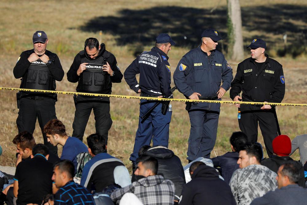 Graničari i pripadnici SIPA-e otkrili migrante - Avaz