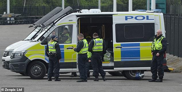 Snage reda blokirale stadion - Avaz