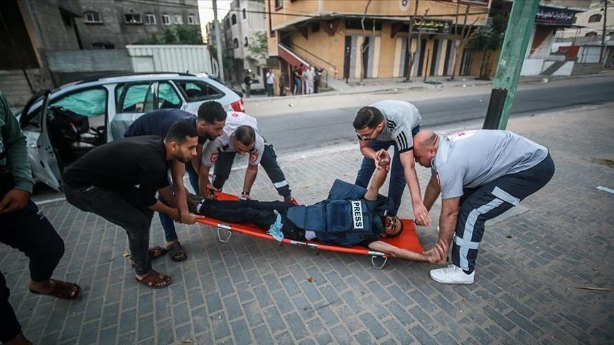 U izraelskim zračnim udarima povrijeđeni kamerman i fotoreporter Anadolije