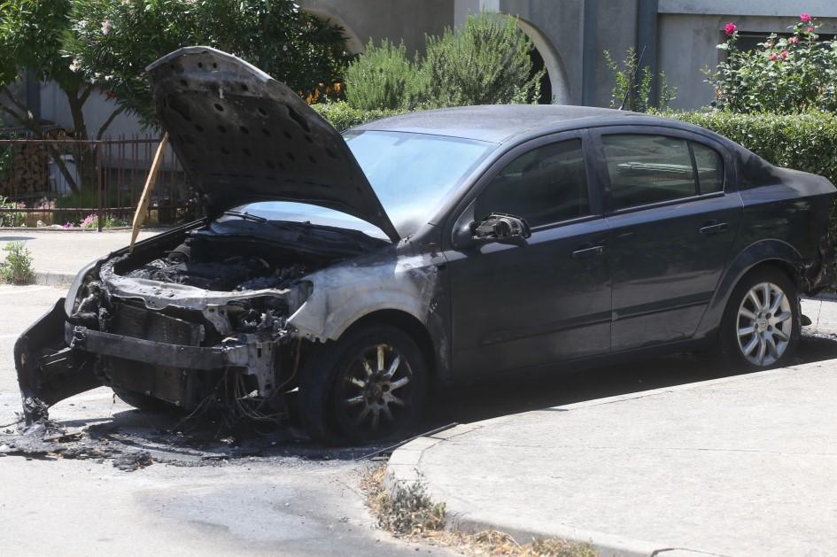 Automobil zapaljen prošle godine - Avaz