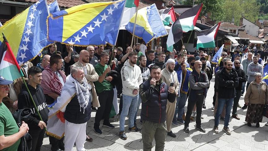 Protestna šetnja Sarajlija kao podrška palestinskom narodu: Mi znamo kako je kada ti ubiju dijete