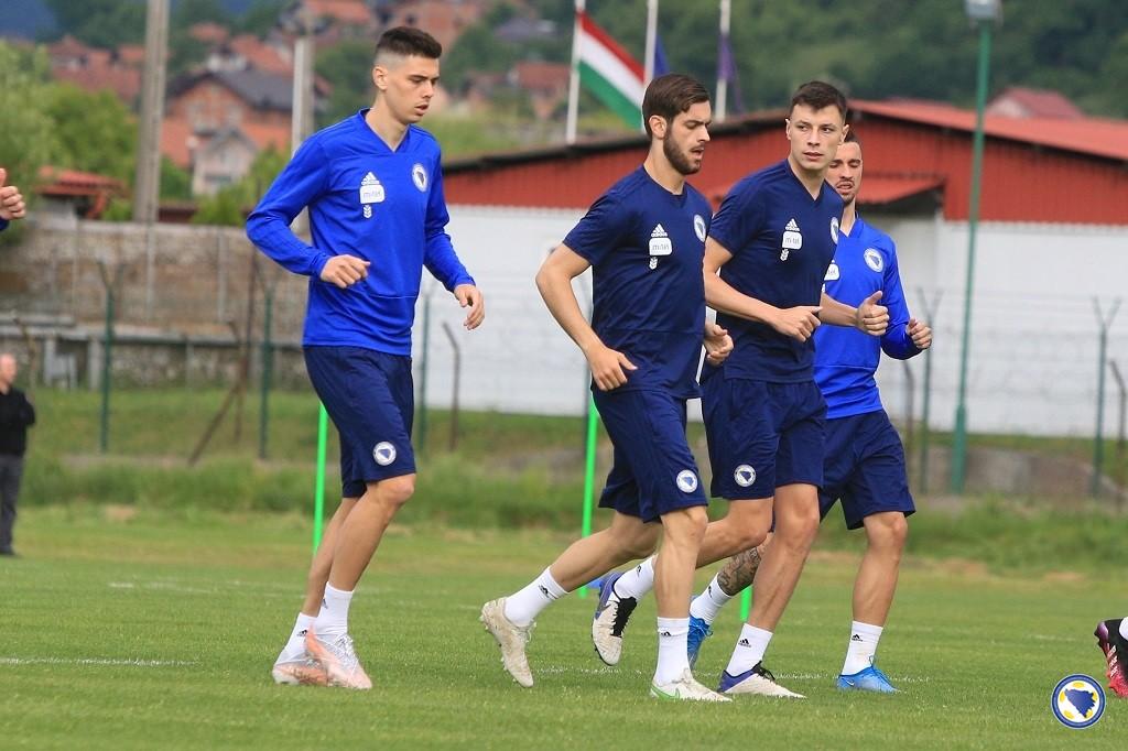 Reprezentativac BiH na listama želja Ajaksa i PSV-a: Obavljeni pregovori