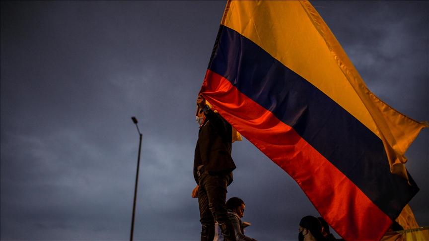 Protesters perform in front of the Portal de las Americas station, rename as "Portal Resistance" during a national strike in Bogota, Colombia, on May 29, 2021. - Avaz