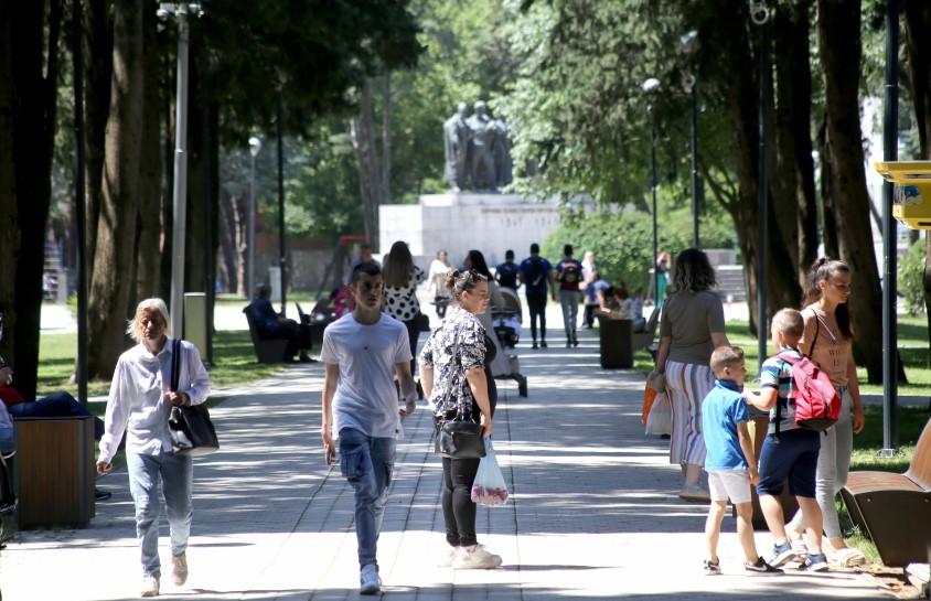 Jutarnja temperatura od 13 do 20, na jugu do 23 stepena - Avaz