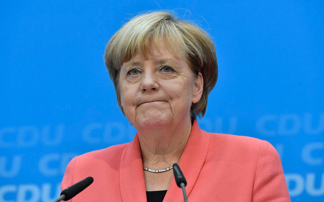 Merkel to visit flood-ravaged western Germany on Sunday