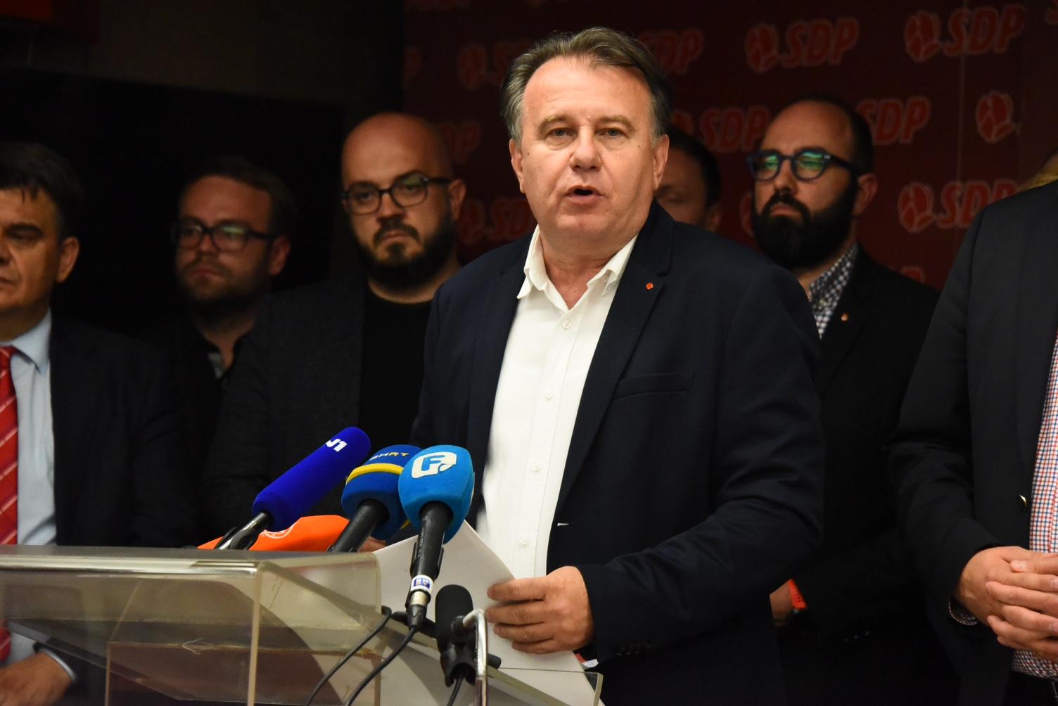 SDP BiH: Tražimo da Enes Memić odmah bude razriješen dužnosti - Avaz