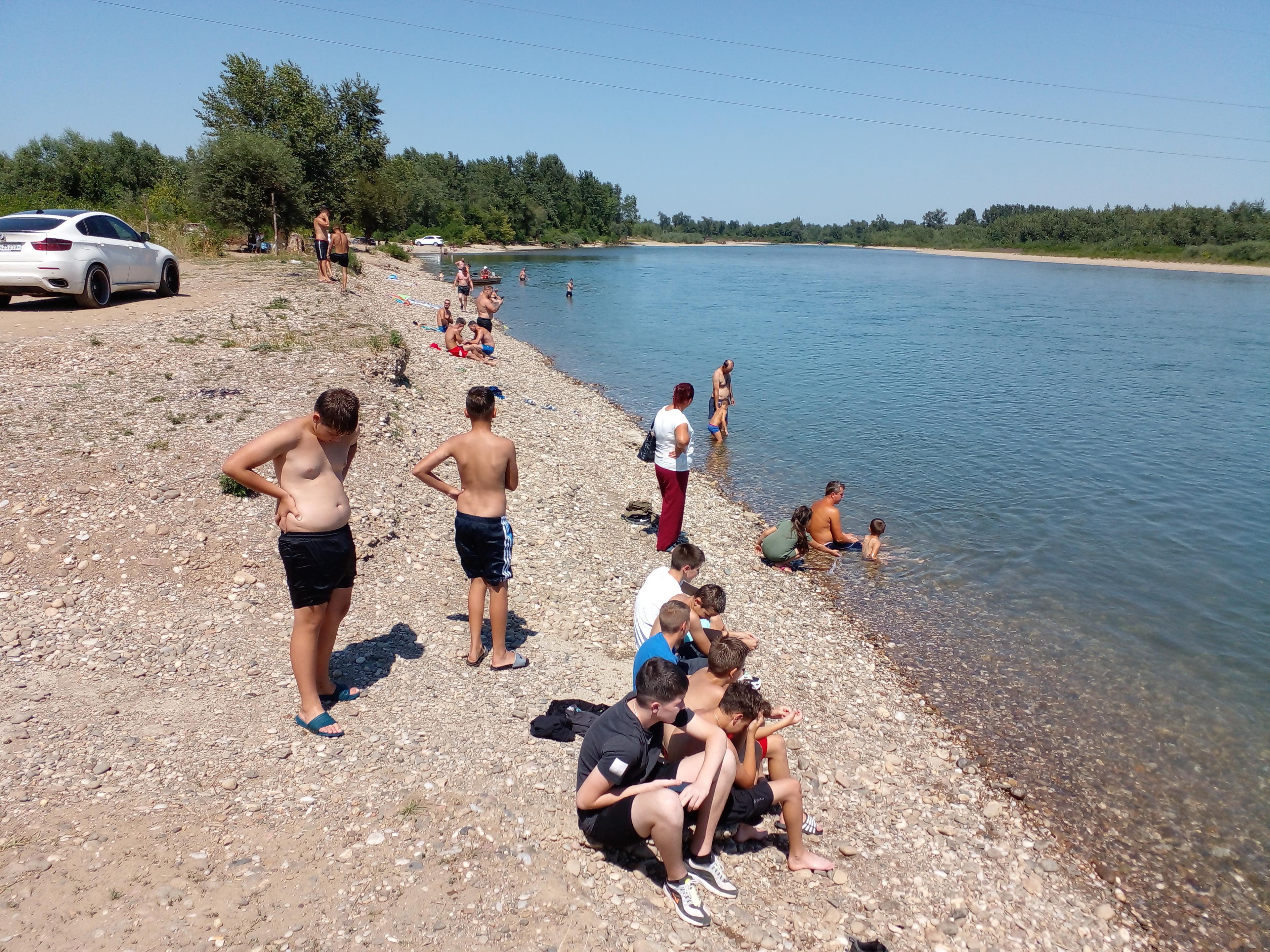 Na drinskoj plaži obilježen Dan mjesne zajednice: Na tradicionalno druženje došli i iz dijaspore