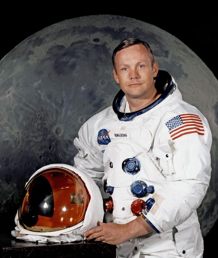 Umro Neil Armstrong - Avaz