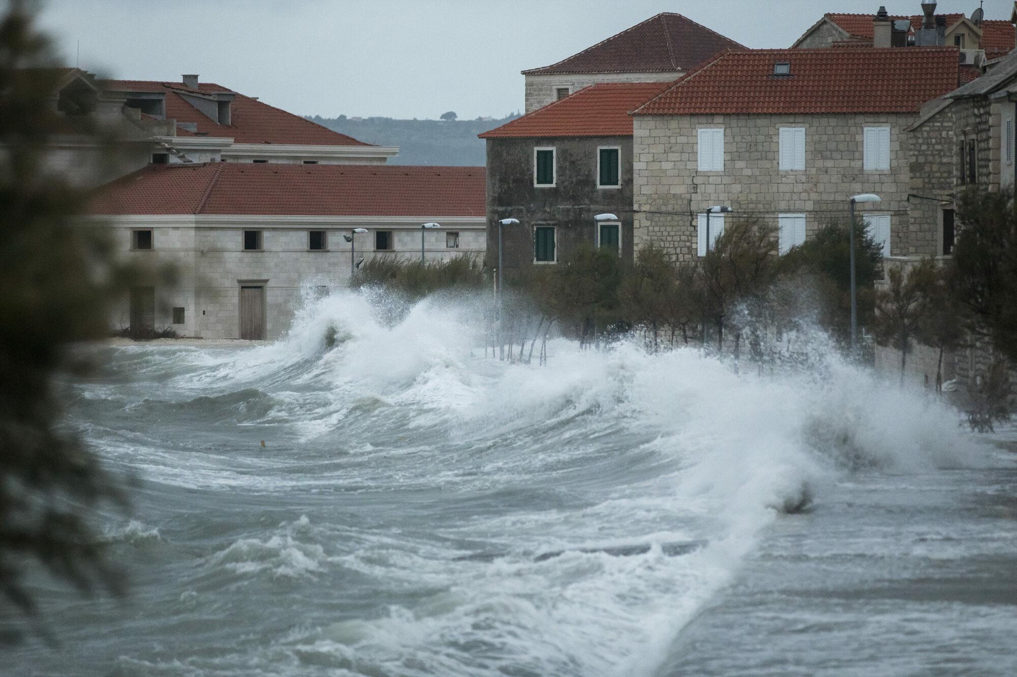 Izdato upozorenje: Jadran će pogoditi veliko nevrijeme