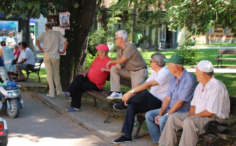 Penzije za avgust će primiti 426.476 korisnika - Avaz