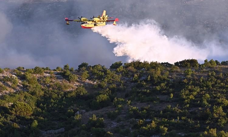 Bit će sačinjen elaborat o nabavci letjelica za zaštitu i spašavanje - Avaz