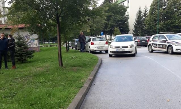 Policajci uhapsili muškarca u naselju Hrasno