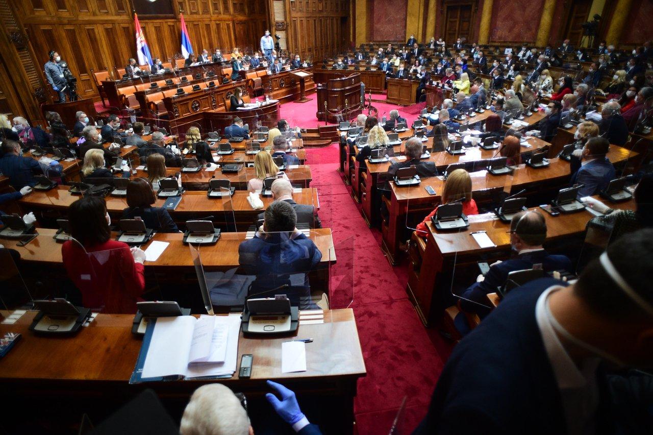 Skupština Srbije odbila da raspravlja o rezoluciji o genocidu u Srebrenici