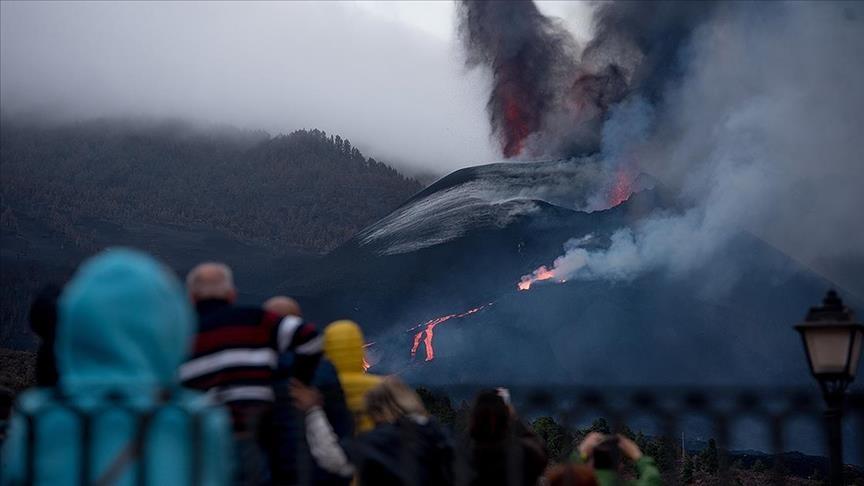 In the 24 hours leading up to Wednesday afternoon, Spain’s National Geographic Institute detected 150 earthquakes on the island, the largest of which had a magnitude of 4.8 - Avaz