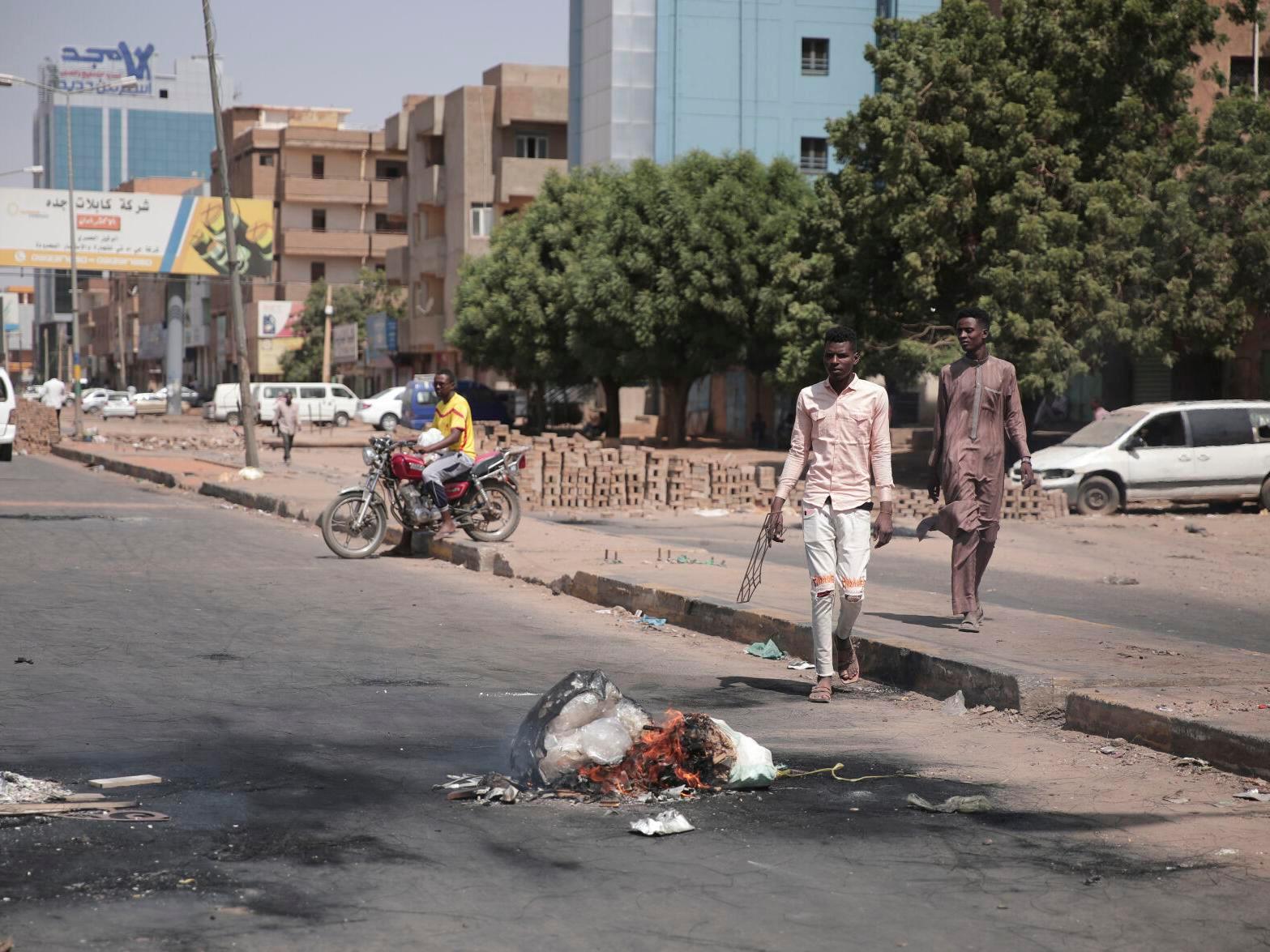 UN pozva vojne lidere sudanskih pobunjenika da hitno kontrolu nad zemljom predaju natrag civilnim vlastima - Avaz