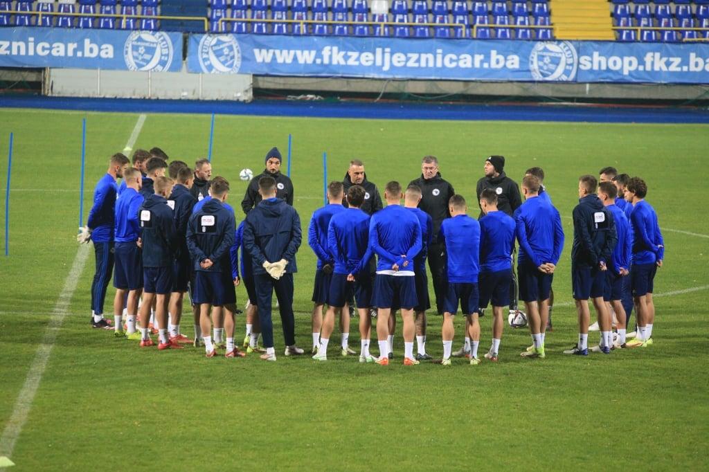 Šta čeka selektora Peteva u narednih 14 mjeseci: Lezi, hljebu, da te jedem