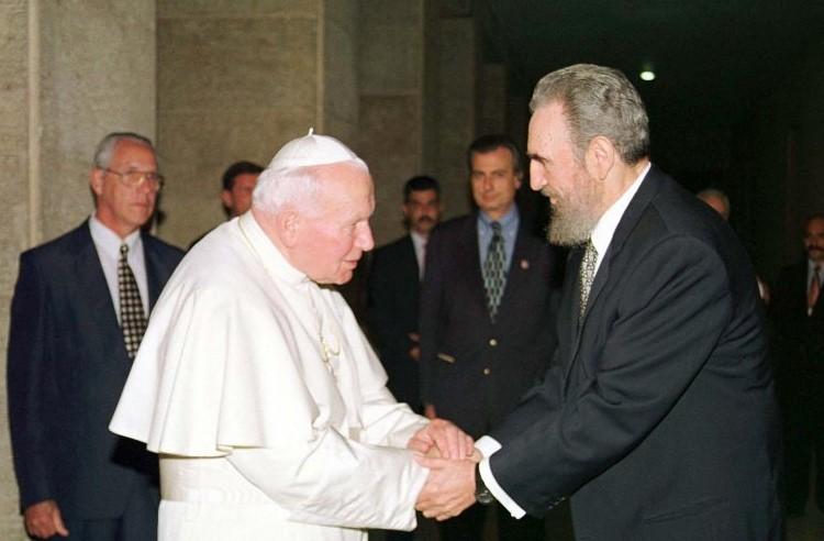 Susret pape Ivana Pavla II i Fidela Kastra - Avaz