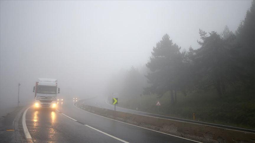 Upozorenje iz BIHAMK-a: Gusta magla smanjuje vidljivost, apelujemo na vozače da voze maksimalno oprezno