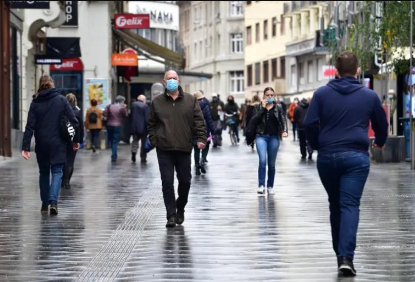 Ustavni sud Slovenije proglasio neustavnim uvođenje potvrda o preboljenju ili vakcinaciji protiv koronavirusa