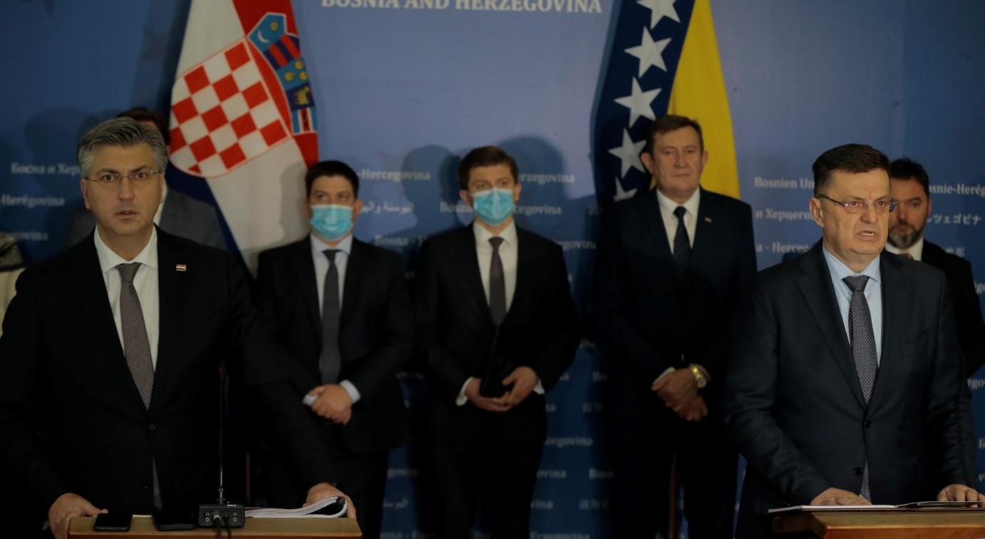 Sa današnje pres konferencije - Avaz