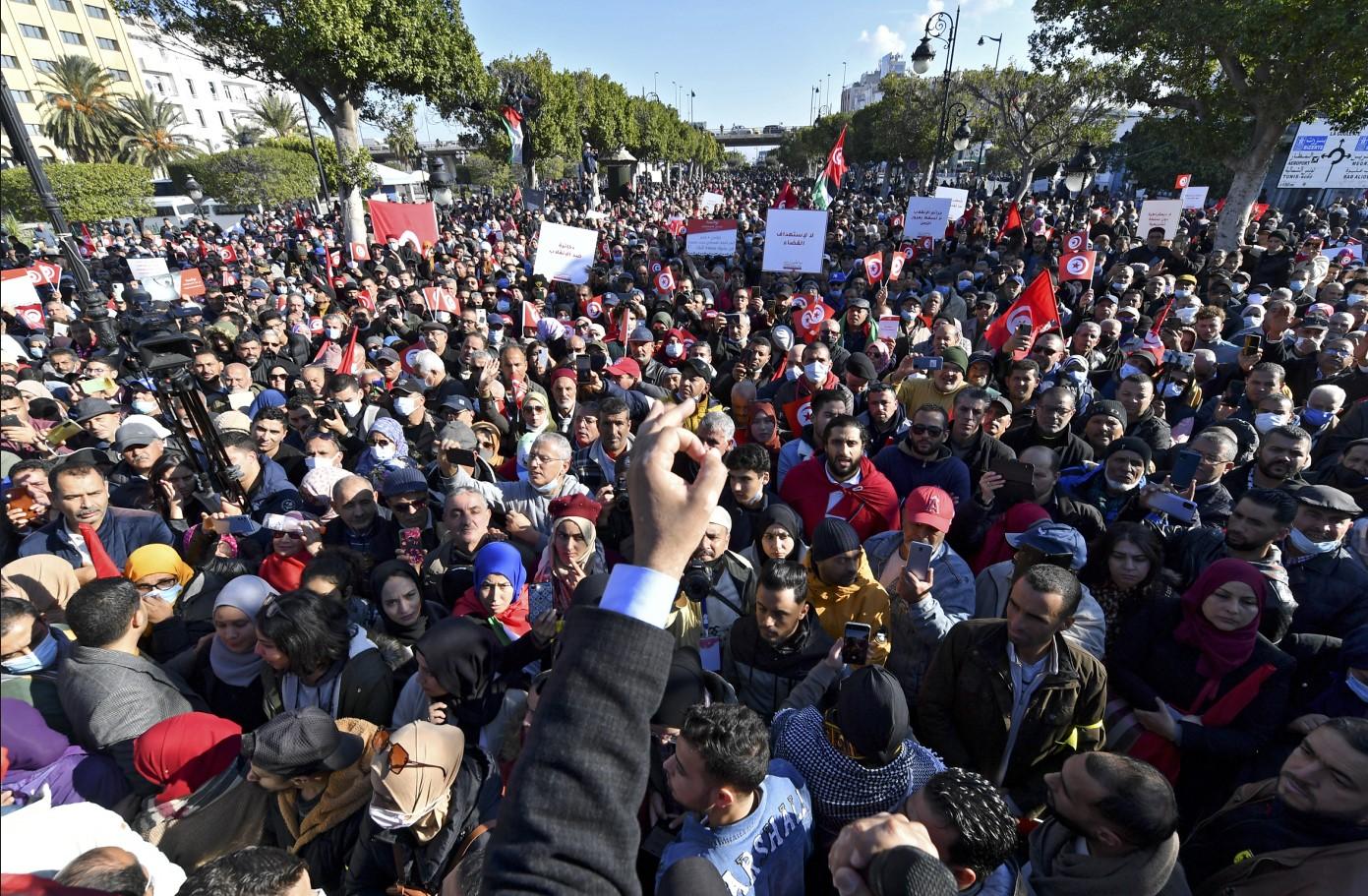 Protesti "Građani protiv državnog udara" - Avaz