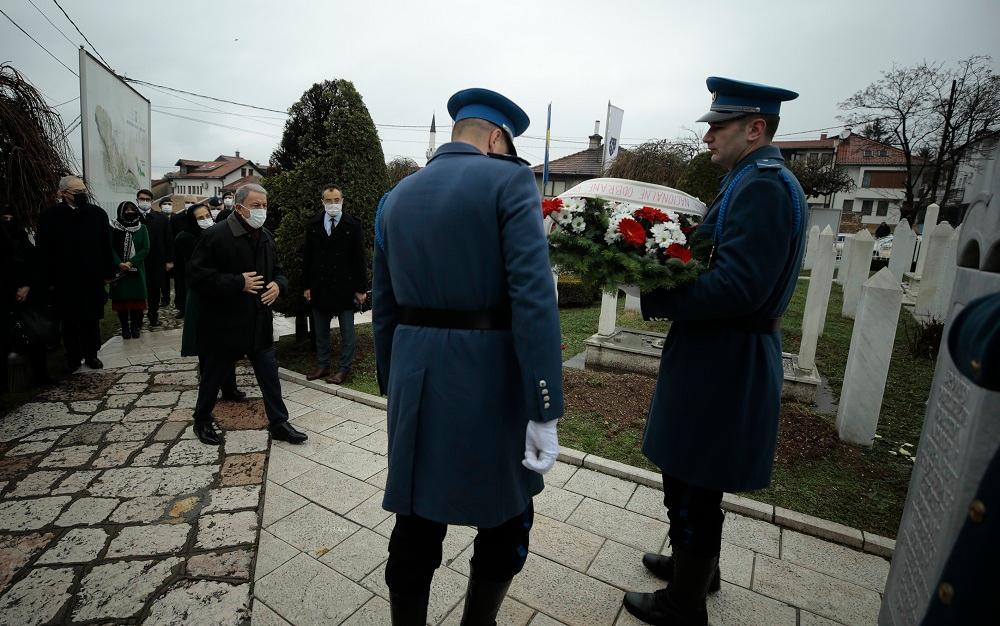 Akar posjetio Šehidsko mezarje Kovači - Avaz