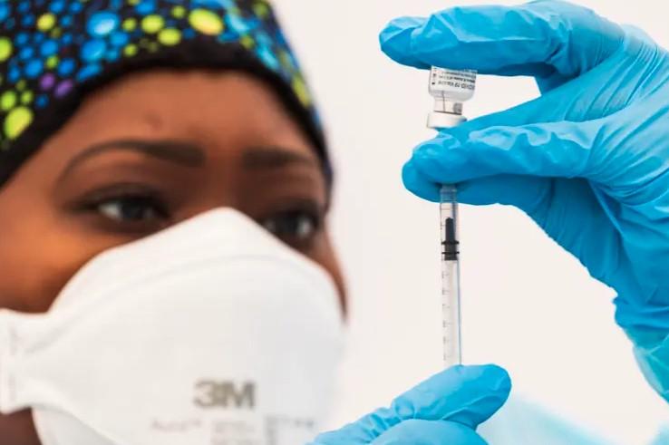 Prvu dozu vakcine primilo je više od 243 miliona ljudi - Avaz