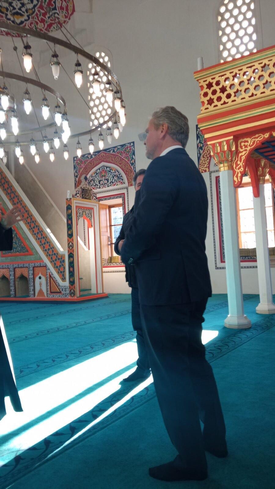 Satler posjetio i Aladža džamiju - Avaz