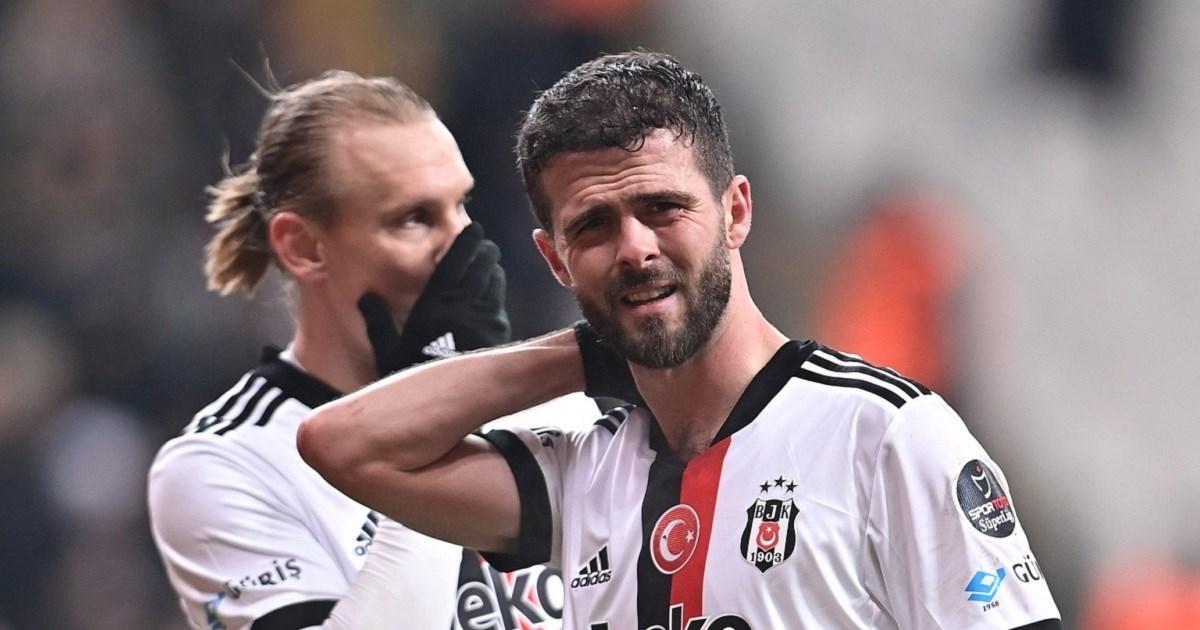 Miralem Pjanić sve je bliže ostanku u Istanbulu - Avaz