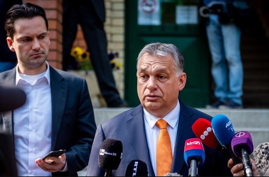 Bertalan Havasi i Viktor Orban - Avaz