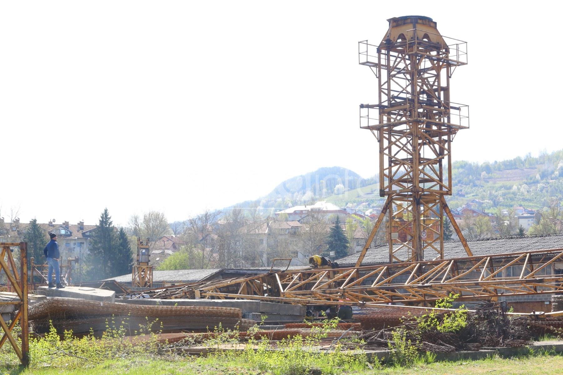 Drama u Banjoj Luci: Pala kabina krana sa visine od 15 metara, radnik teško povrijeđen