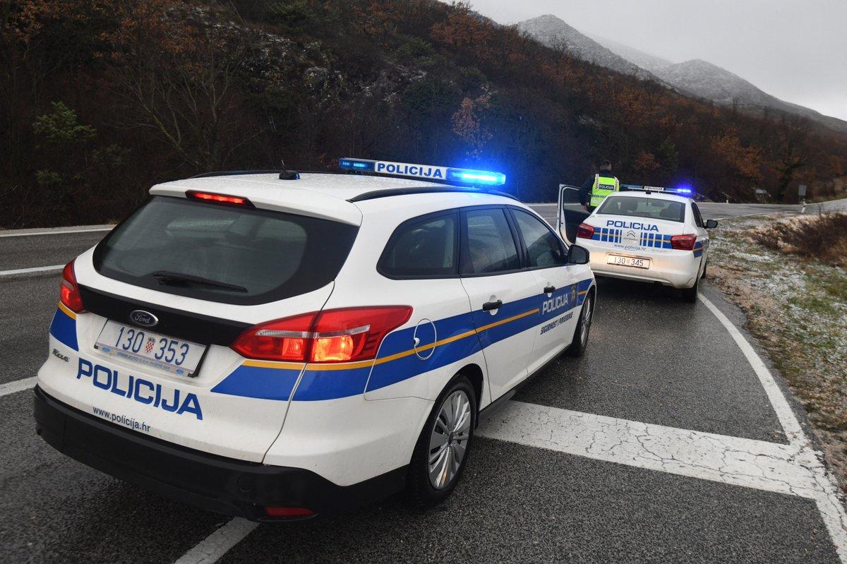 Autobus koji je prevozio 11 učenika u Hrvatskoj sletio sa ceste